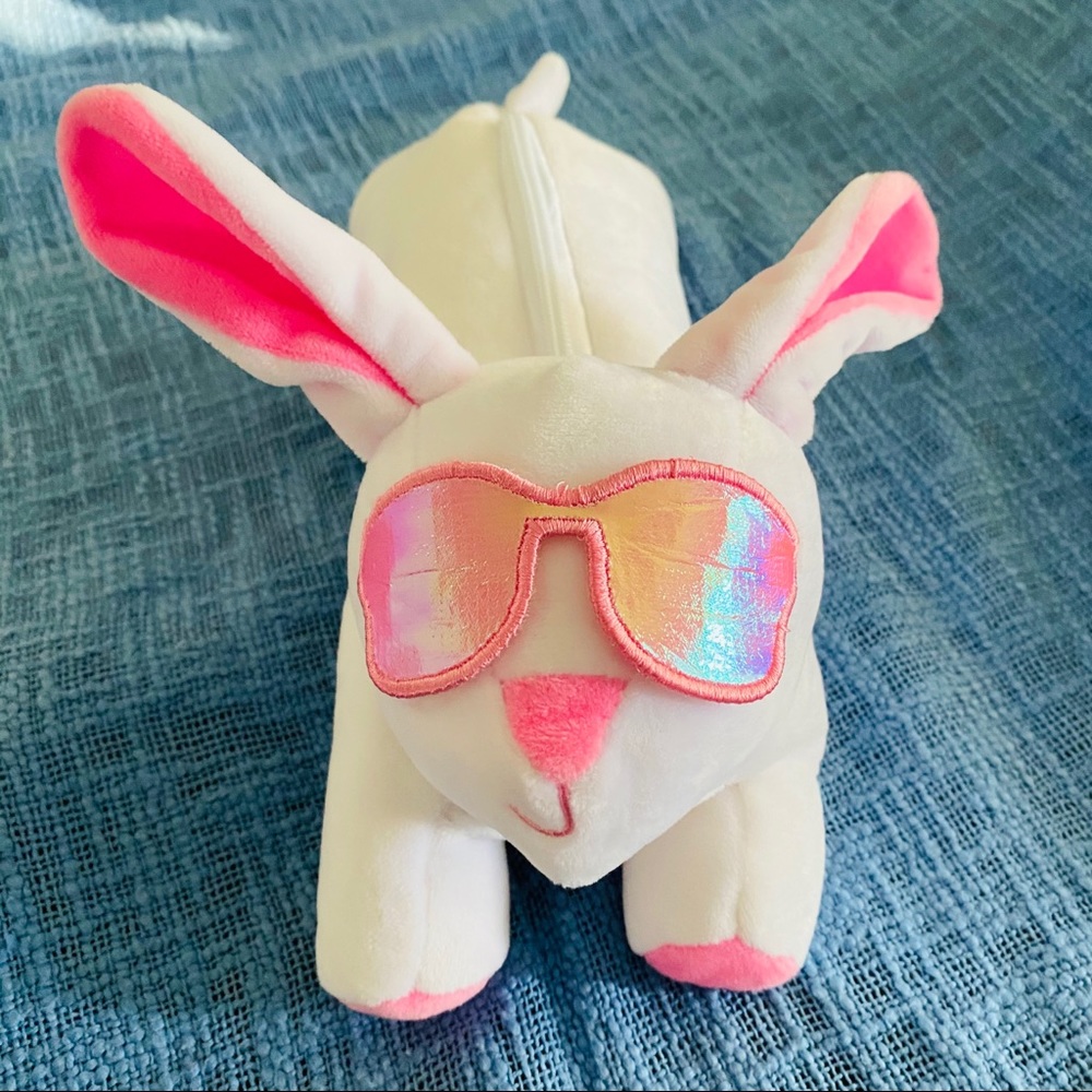 Stuffed animal bunny zipper pouch white pink